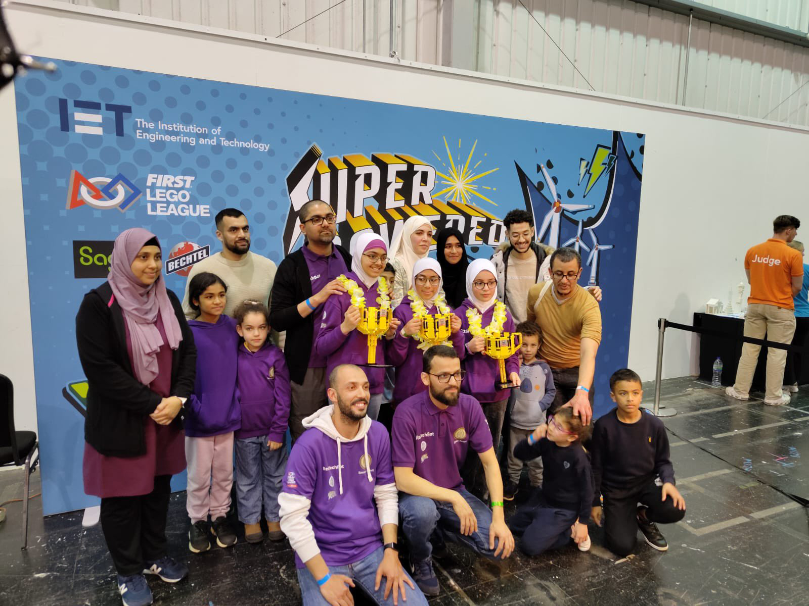 RealTechBot - 2023 First Lego League Great Britain Champions